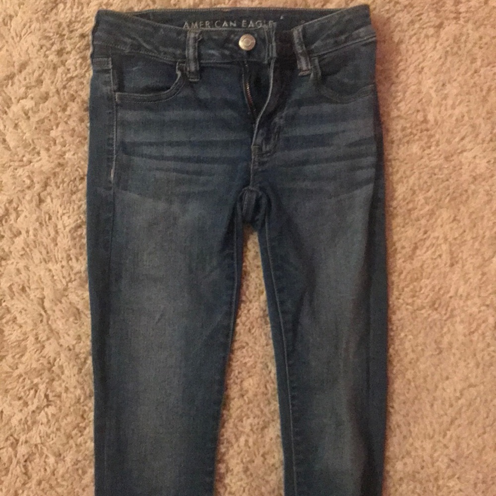 Low cut jeans